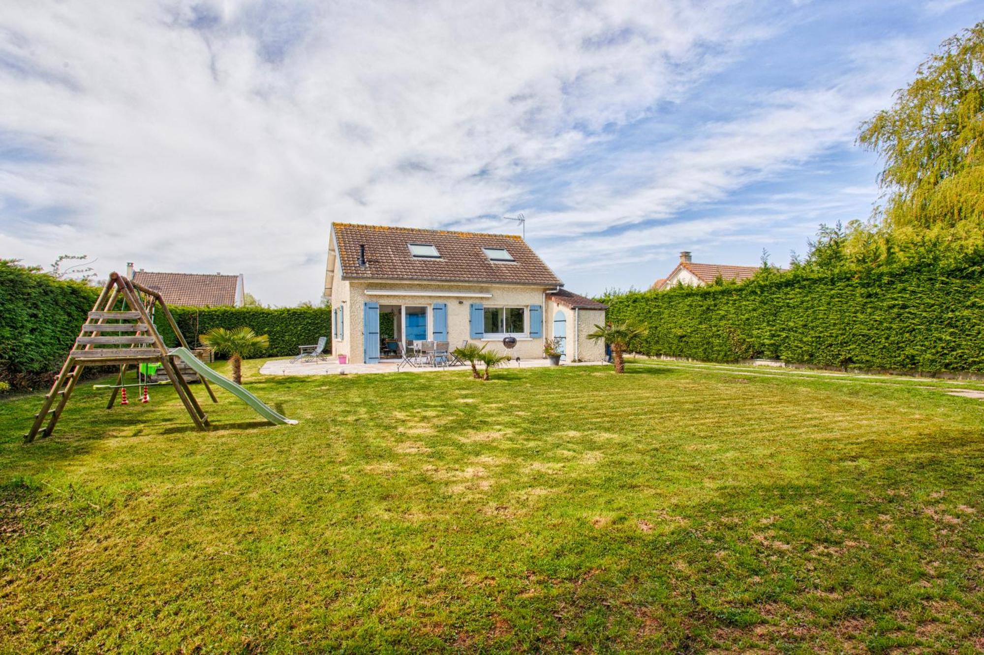 L'effet Maison Renovee Lumineuse Confort Belle Terrasse Grand Jardin Clos Sans Vis A Vis Parking Jeux Pour Enfants 5 Mn A Pied De La D'asnelles Et Centre Bourg - Proche Bayeux Au Coeur Des Plages Du Debarquement Vakantiehuis *