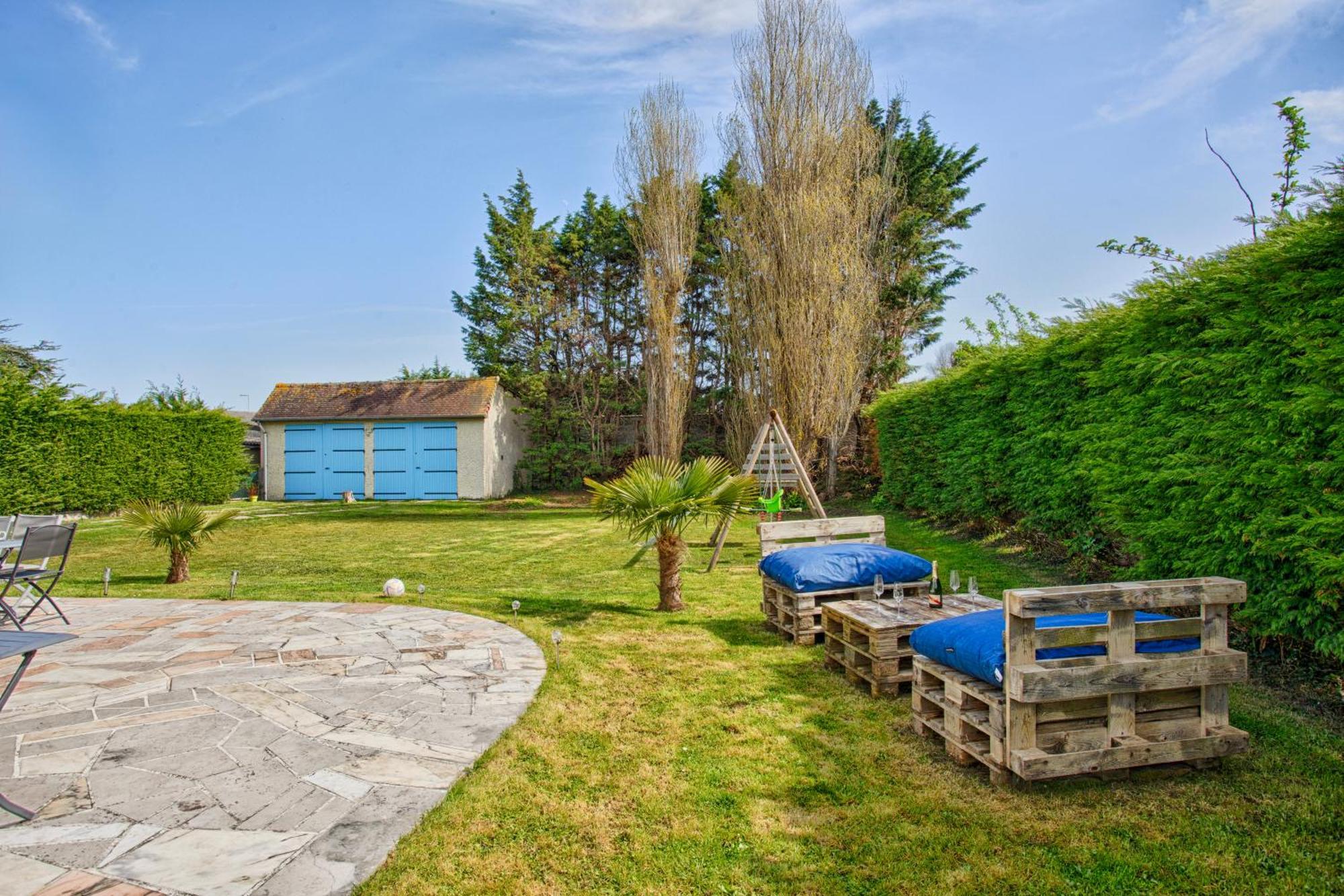Maison Grand Jardin: Beachside Retreat Near Bayeux * Asnelles