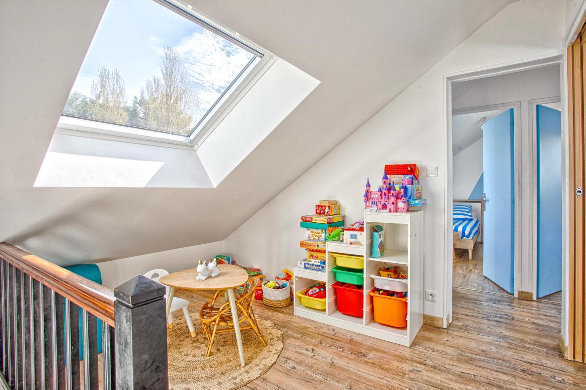 Maison Grand Jardin: Beachside Retreat Near Bayeux Holiday home *