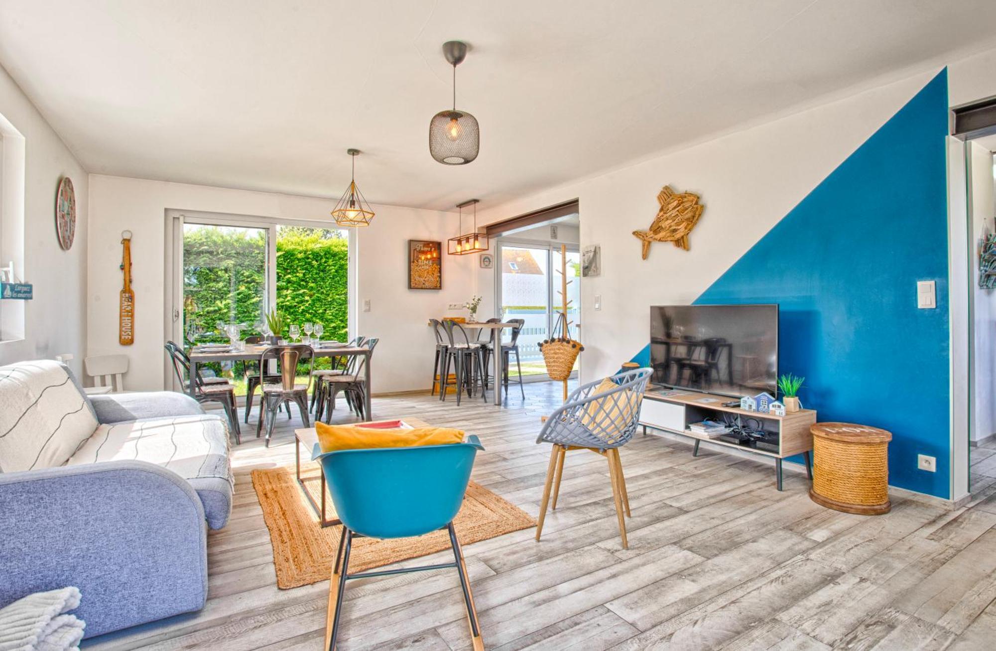 Maison Grand Jardin: Beachside Retreat Near Bayeux